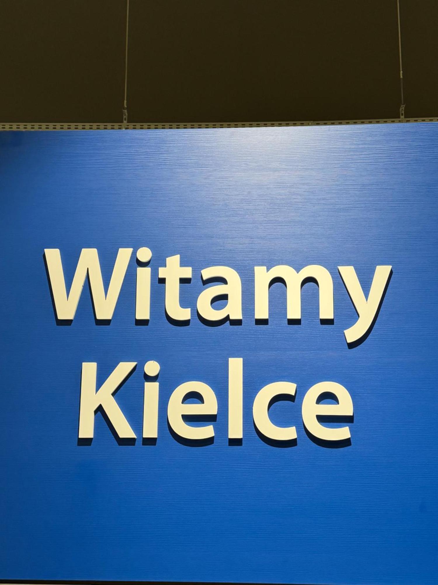 Abc -stacja Centrum Pkp &pks -panoramiczna Parking -zameldowanie Wymeldowanie Zdalne * Kielce